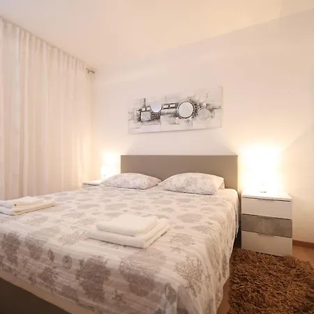 Skroce Apartment